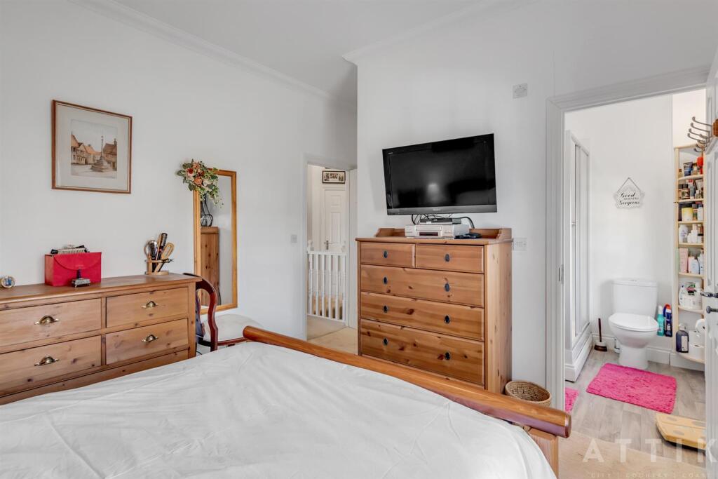 8 Blyth Mews, Halesworth, IP19 8FB (9).jpg