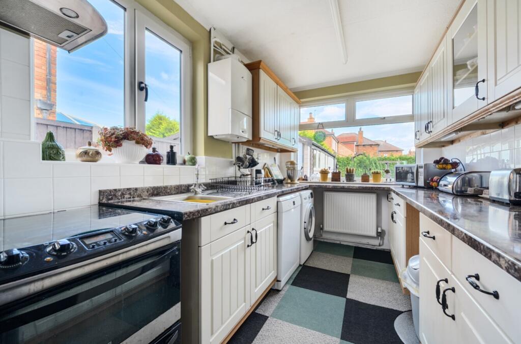 1356217-5-68c9f02d682f7-ARW-1