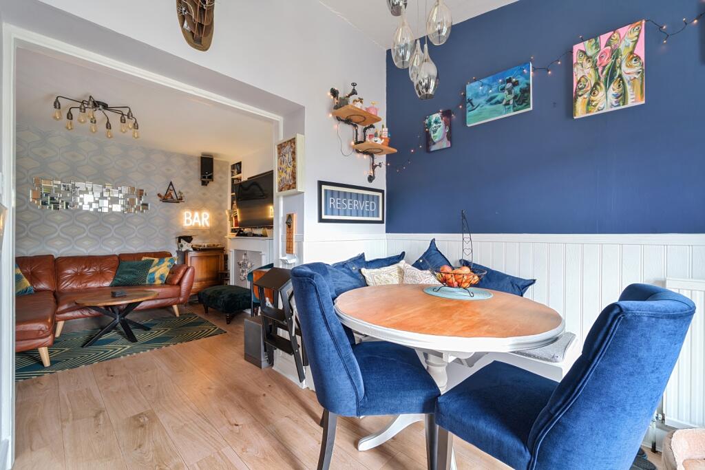 1359792-5-68dfcaa76e98e-ARW-1