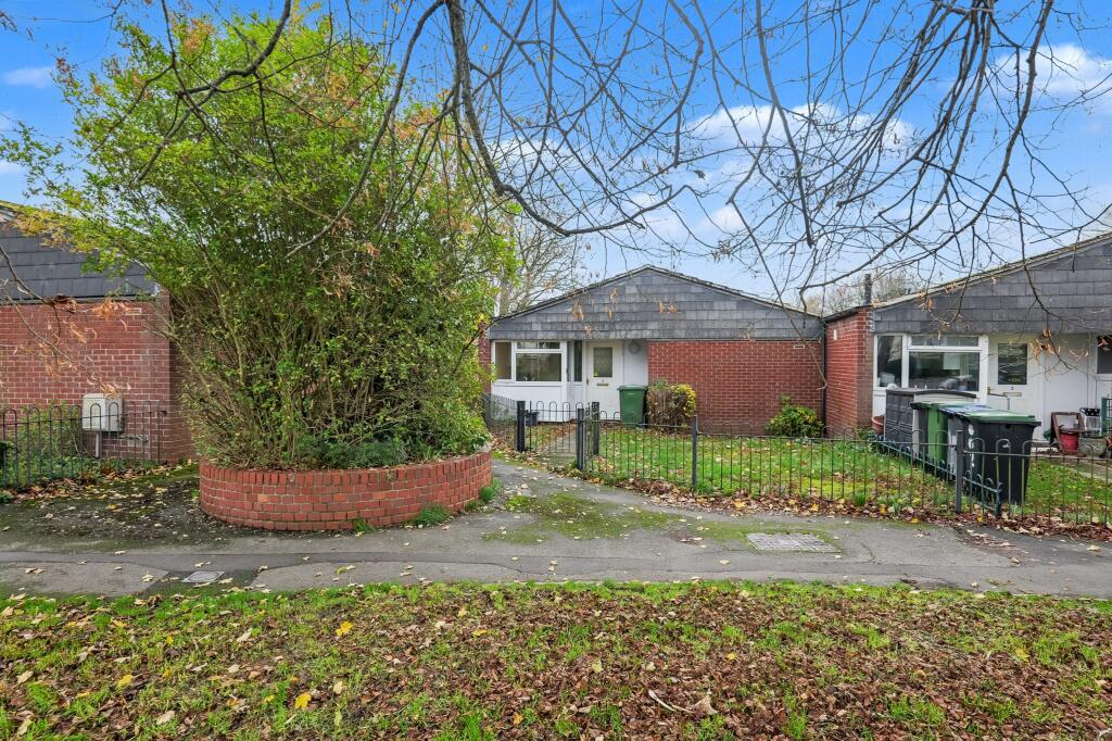 3 Ogilvie Square, Calne, Wiltshire, SN11 8NS