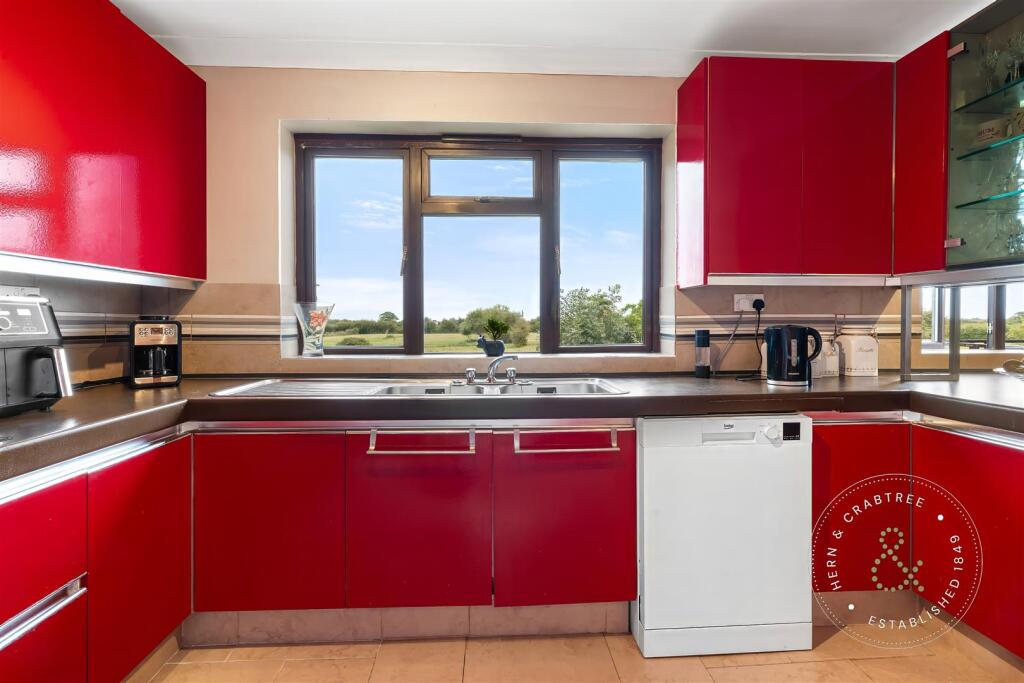 Catherine Drive, Hern Crabtree (47).jpeg