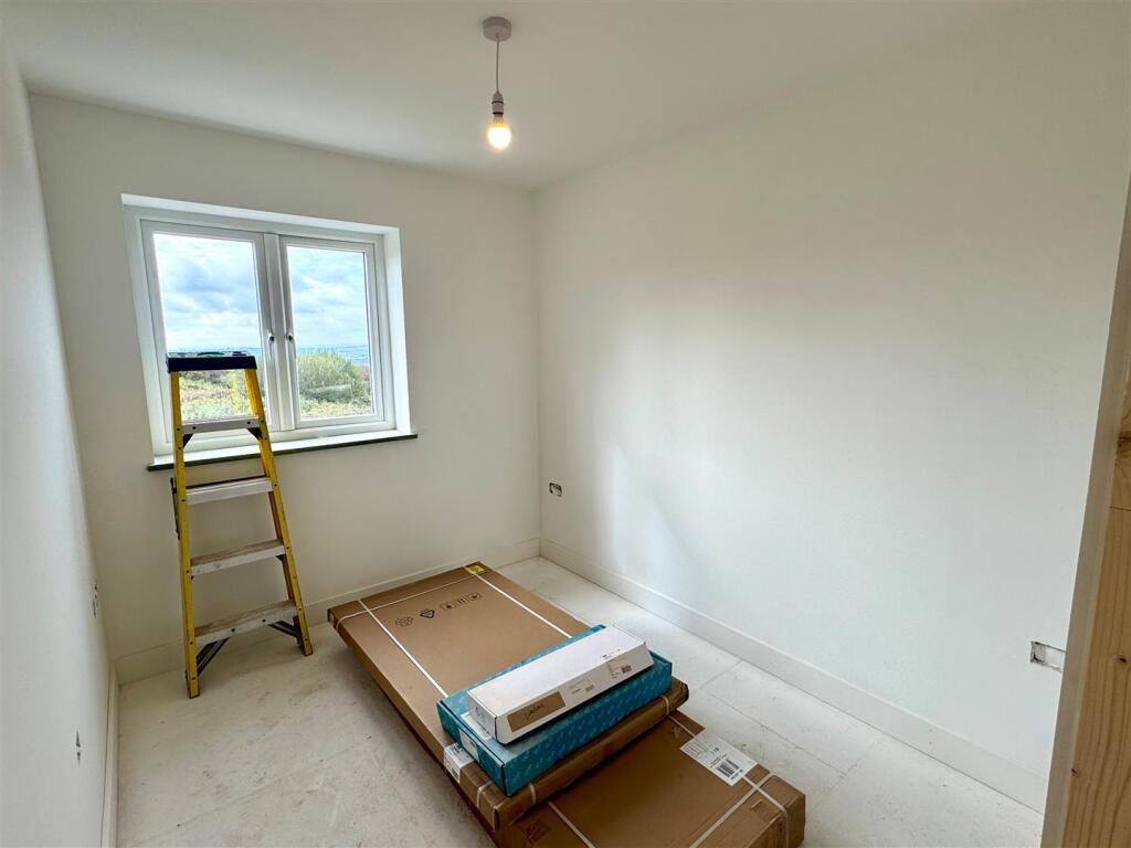 Ivy Cottage Bedroom 3