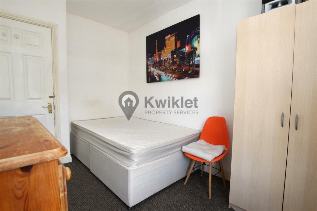 eZy Watermark_14-03-2025_11-30-34-4150am.JPEG