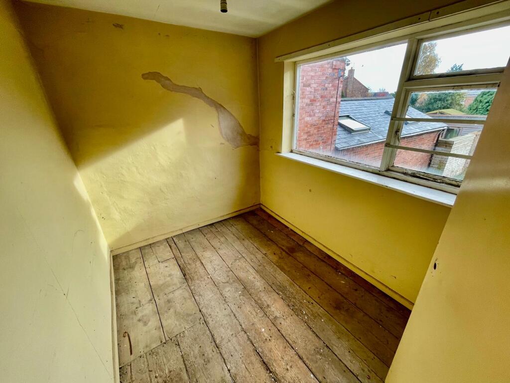 WhatsApp Image 2025-11-10 at 10.51.00_2557f69d