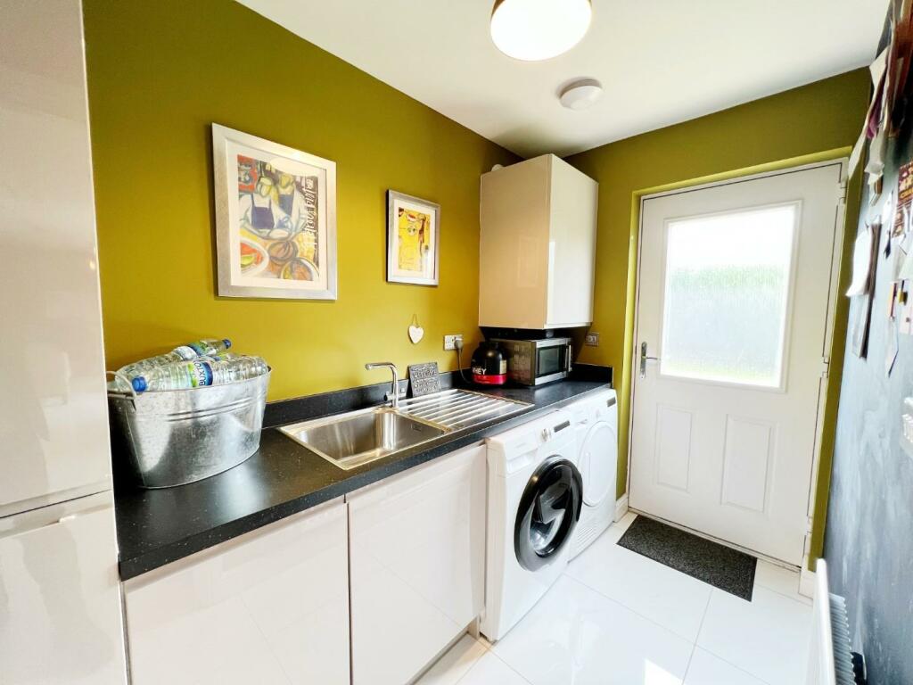 Utility Room.jpg