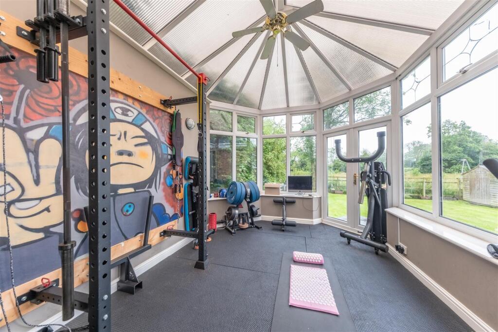 10 Walkers Lane-011.jpg