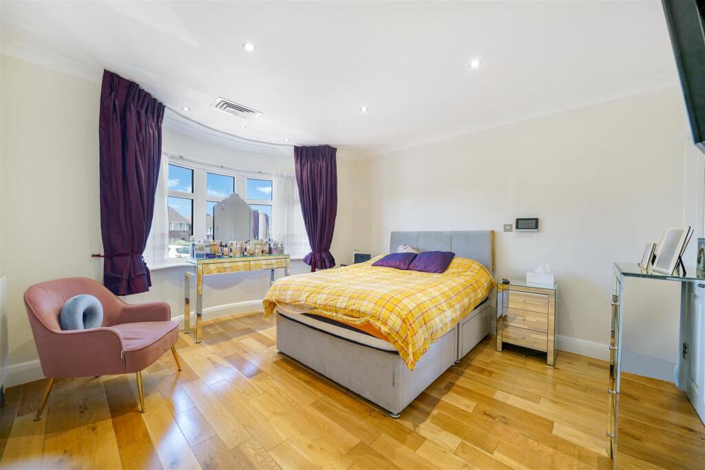 15 Morley Crescent - NdZlcHZfZ04V0i89CsnZ.jpg