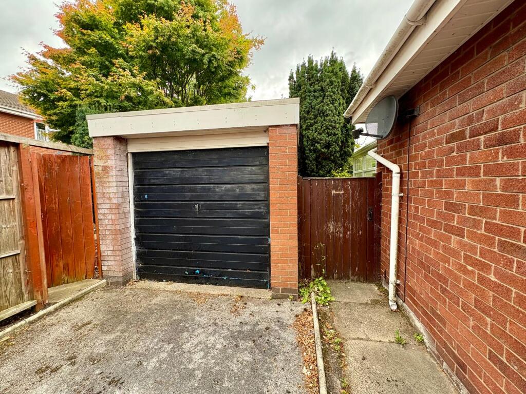 Garage.jpg
