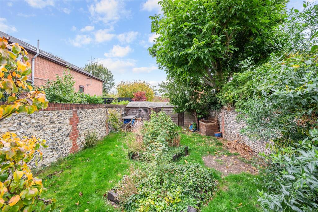 ASHLEY ROAD (18).jpg