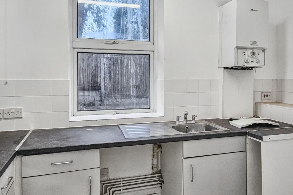 97A Stanlake Road, Shepherd's Bush, London W12 7HQ