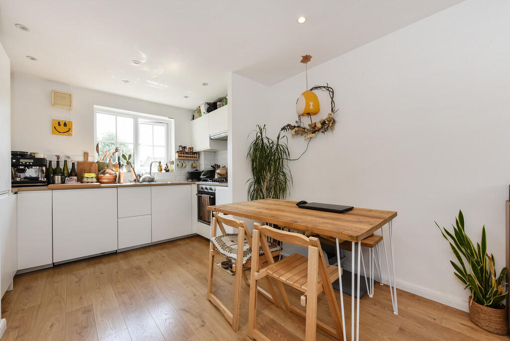 37 Speldhurst roa...