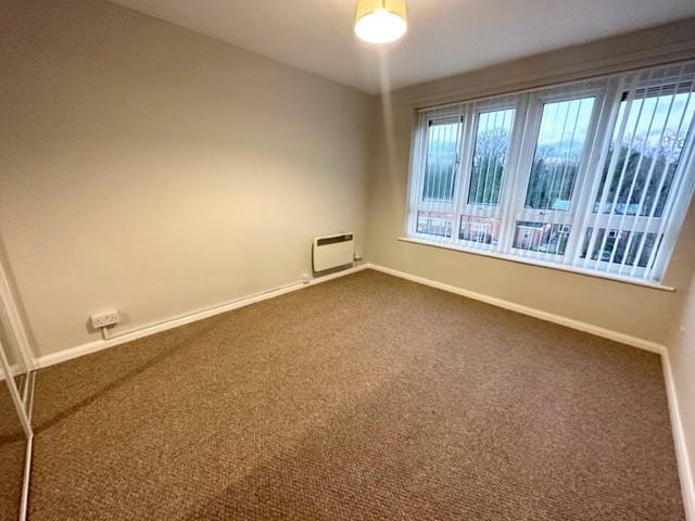 Bedroom 1 - 1.jpg