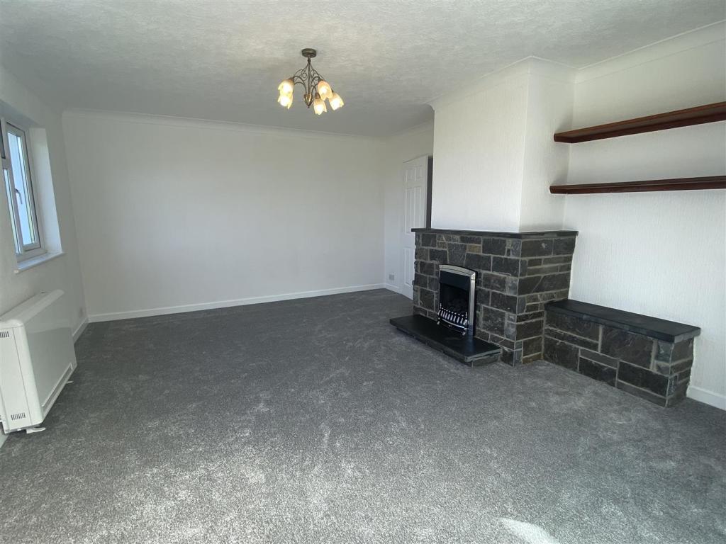 living room.JPG