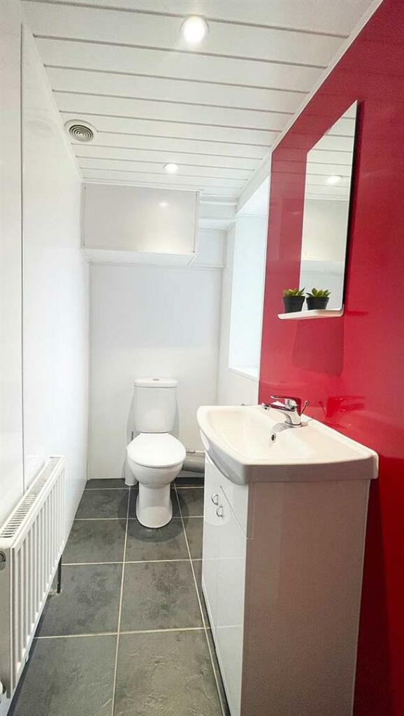 8-bed-student-house-britannia-road-north-1-portsmo