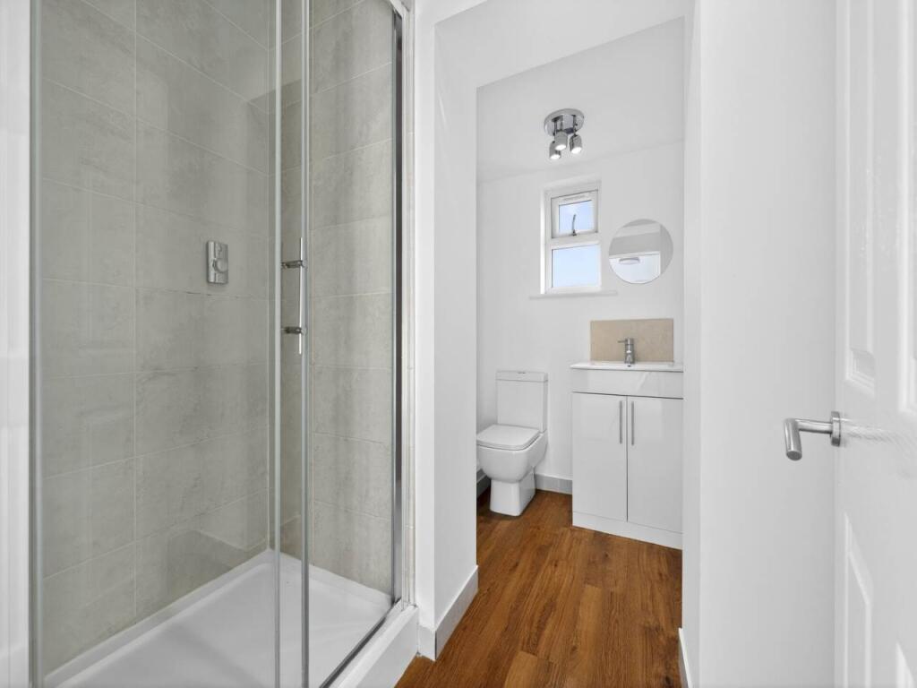 Ensuite