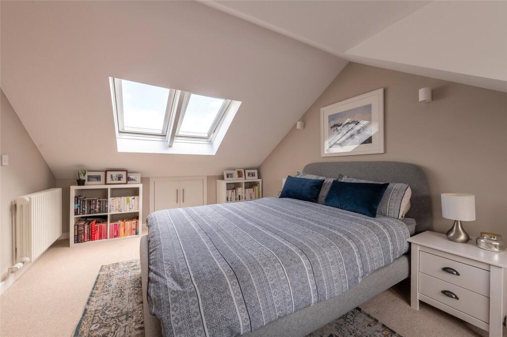 Lovedale Avenue 1407