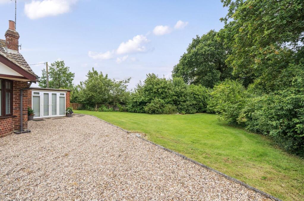 All Oaks Bungalow, Cathiron