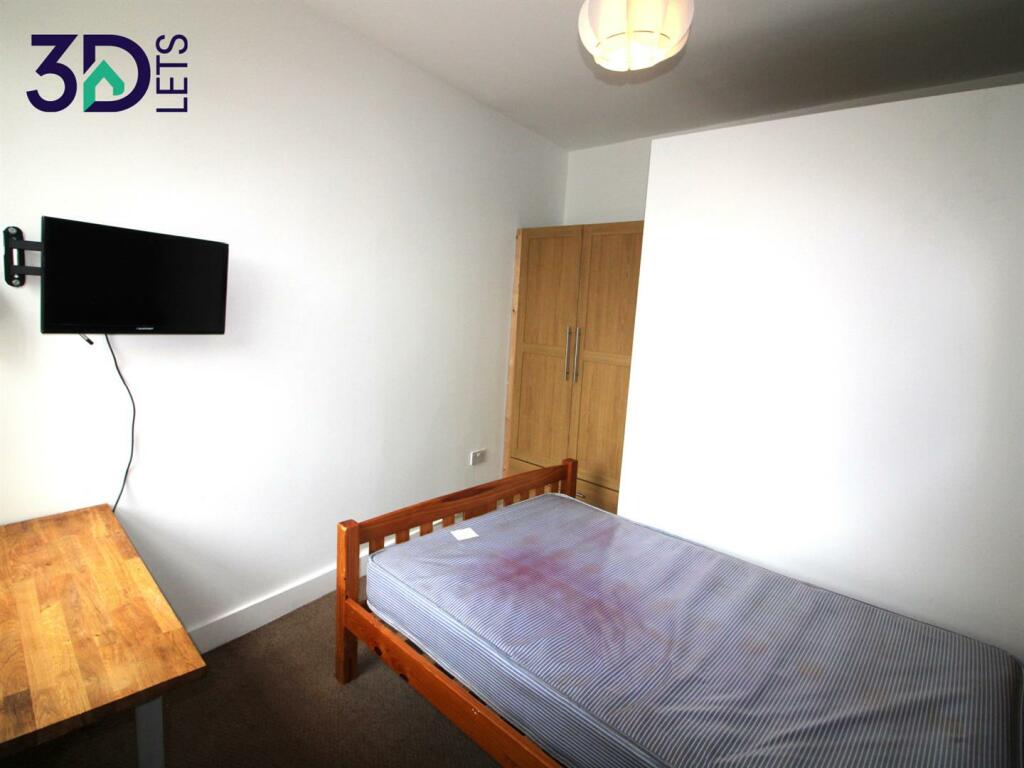 Bedroom 5