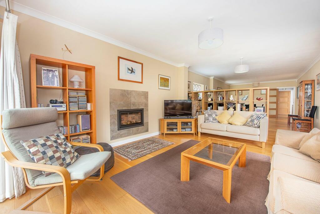 Lounge Area