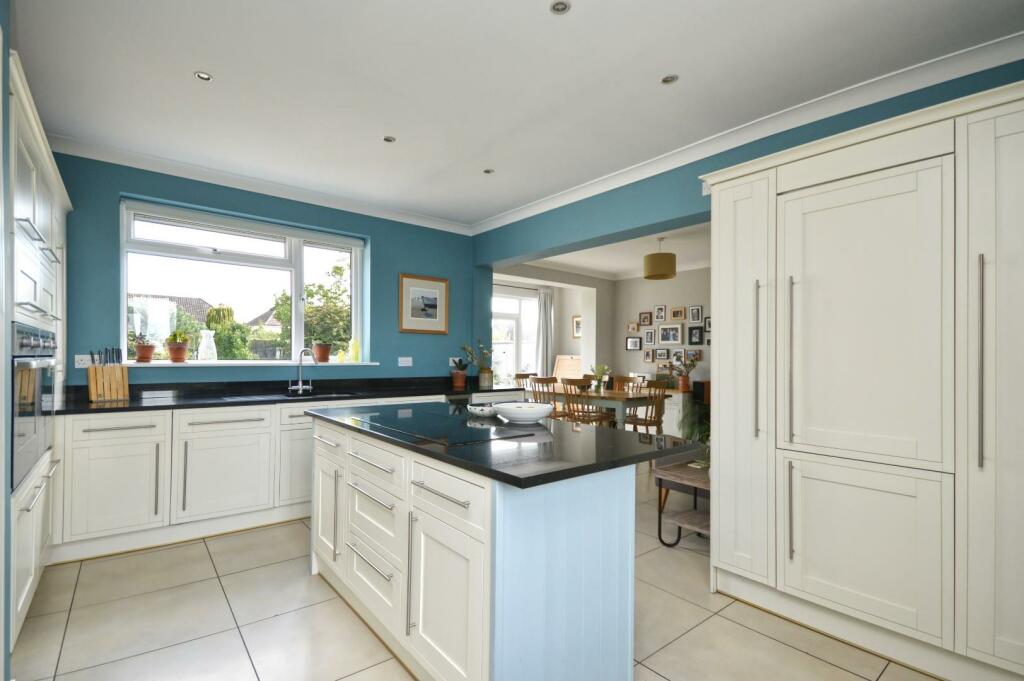 Open Plan Kitchen/Dining/Family Room