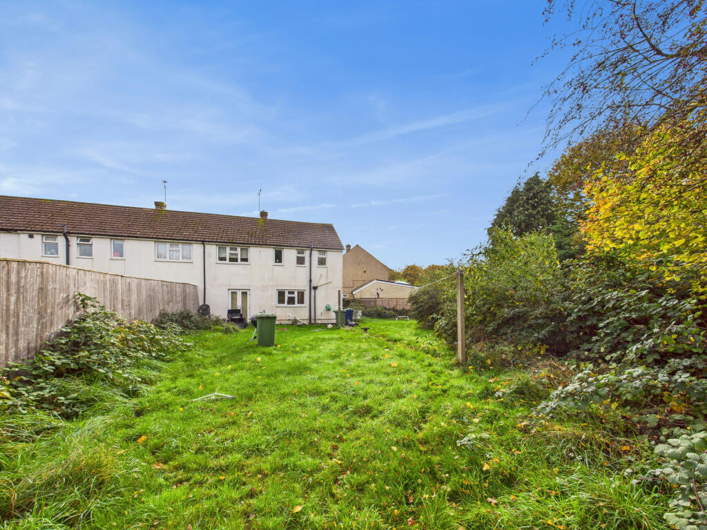 CAM01354G0-PR0613-STILL014