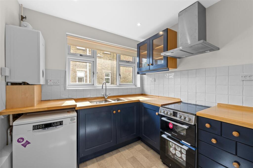 BUCKINGHAM COURT 1 (15 FROM 25)-3.jpg