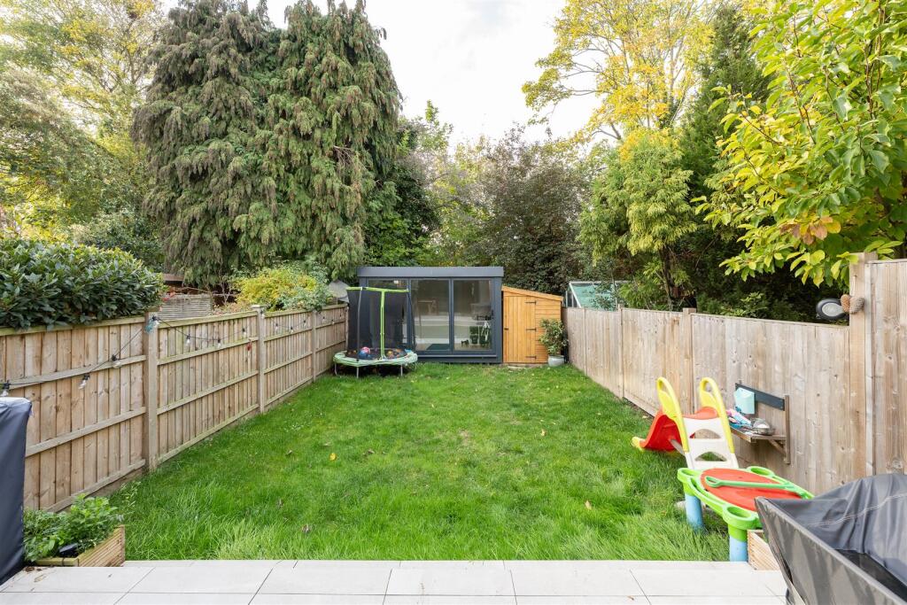 Beech Hall Road E4