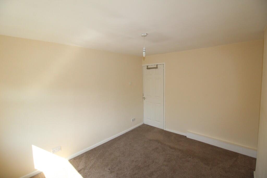 Bedroom (h)