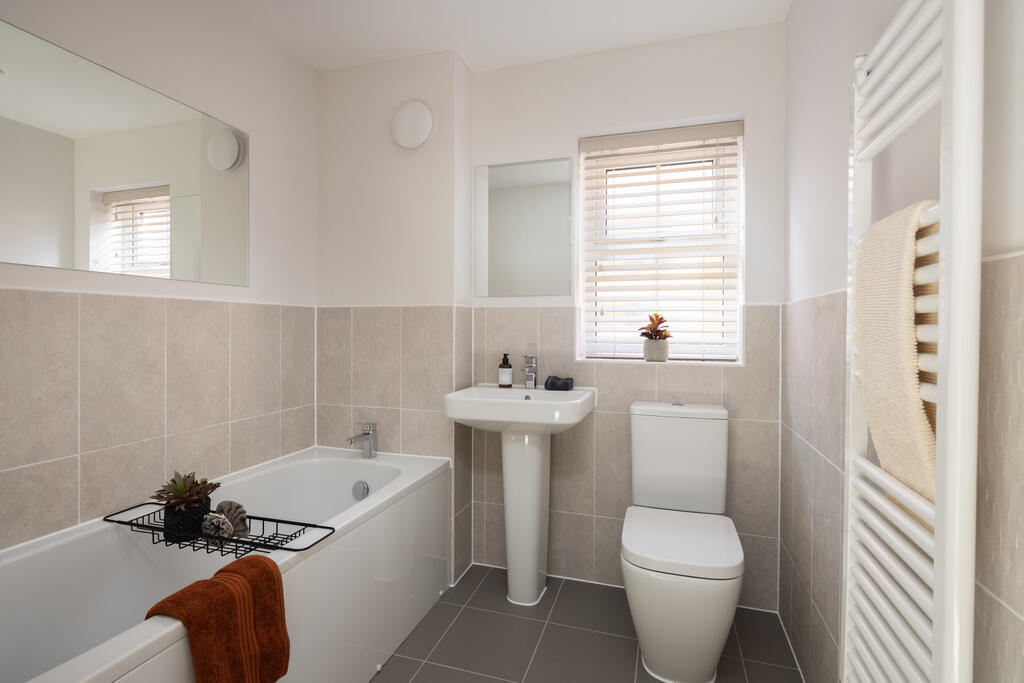 Internal shot of the main bathroom in the kirkdale