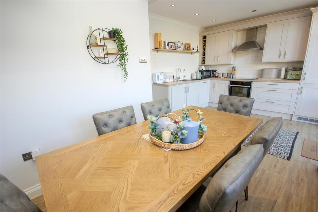 Kitchen Dining Room.jpg