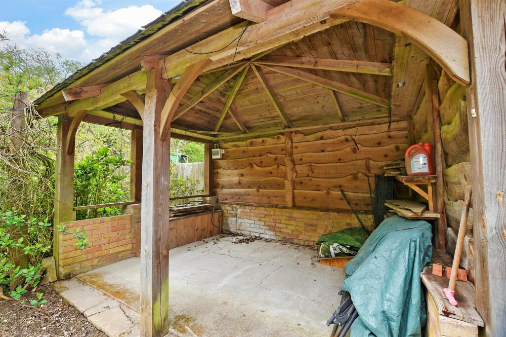 Workshop/Outbuildings