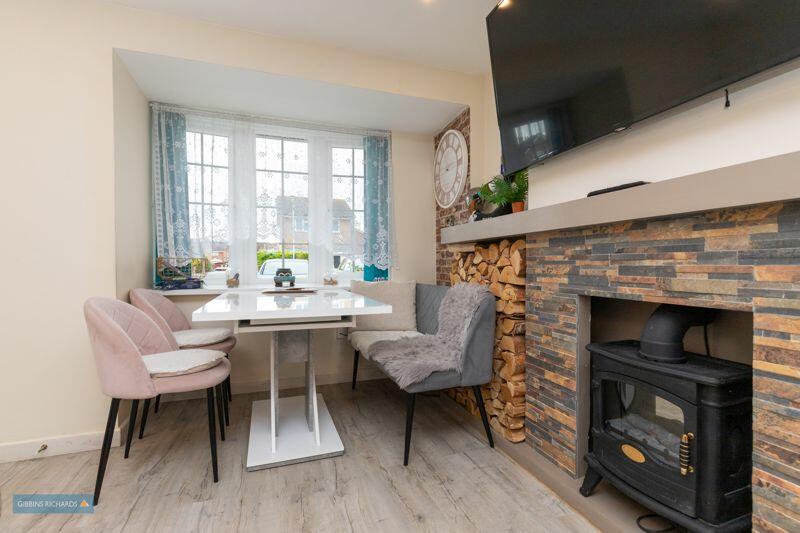 Sitting/Dining Room