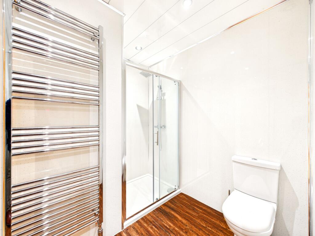 Annex Shower Room