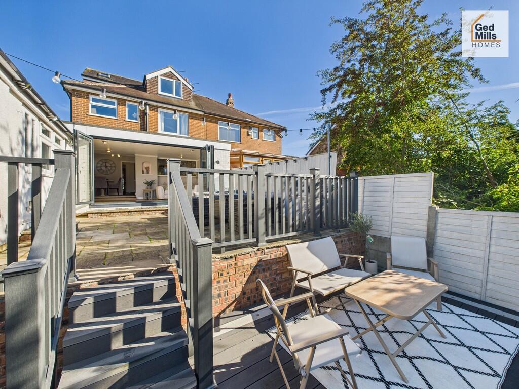 CAM04261G0-PR0095...