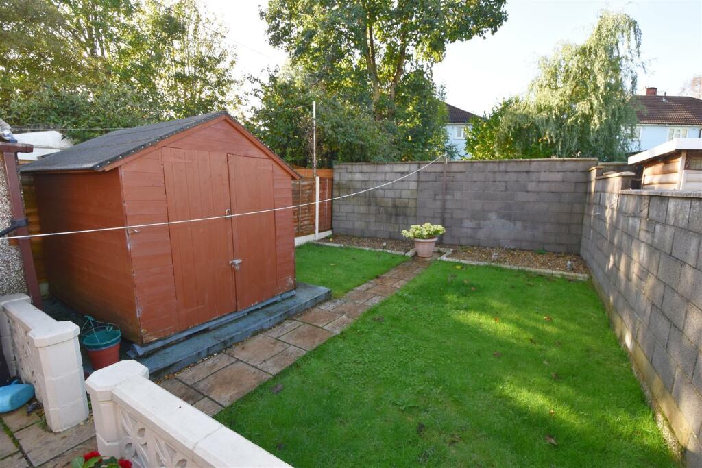 Rear garden and shed.jpg