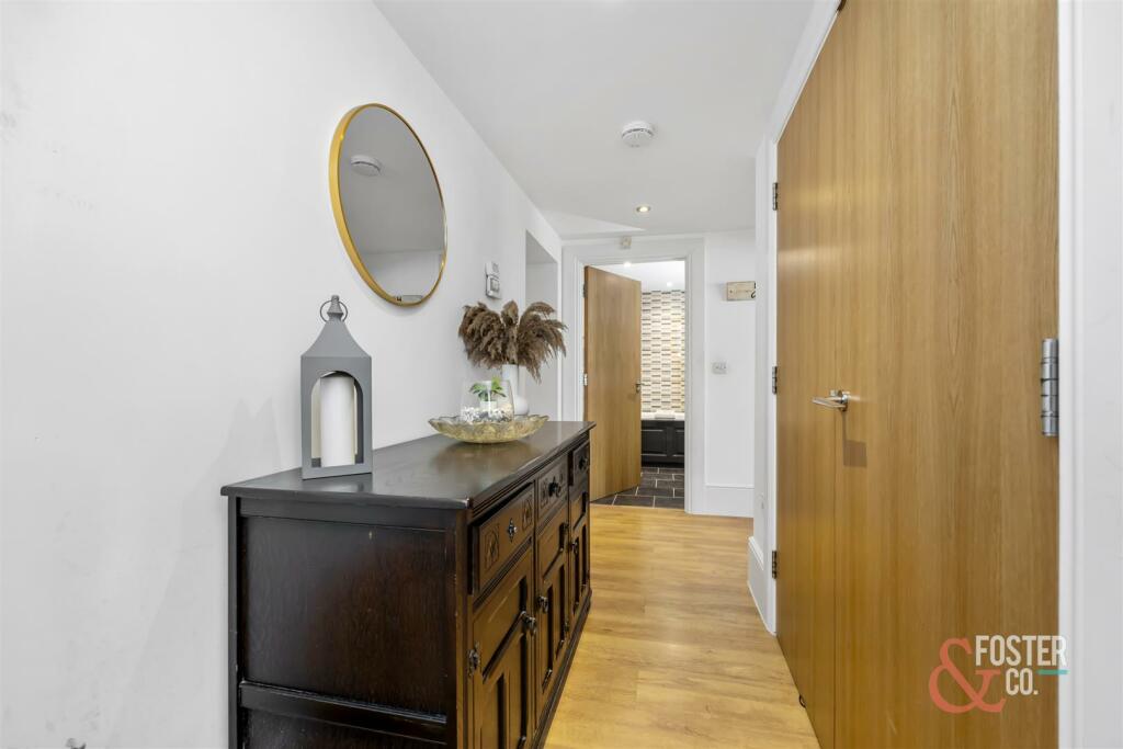 Albany Villas_14-16_Gilmour House_2_017.jpg