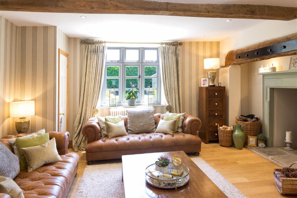 Hammerwhich Place Farm-32.jpg