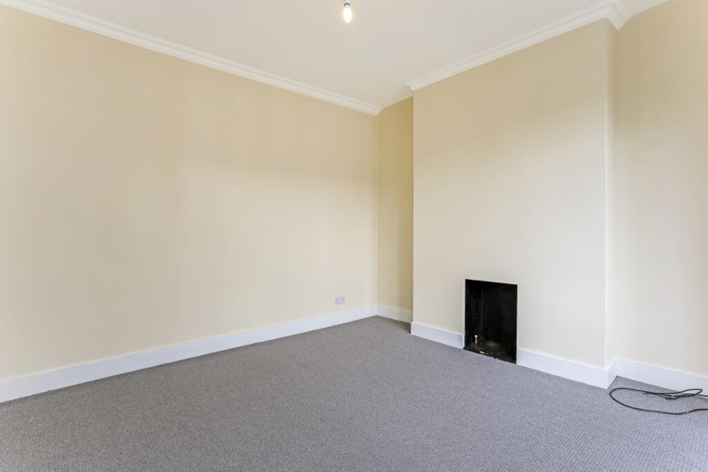 82 Tamworth Stree...