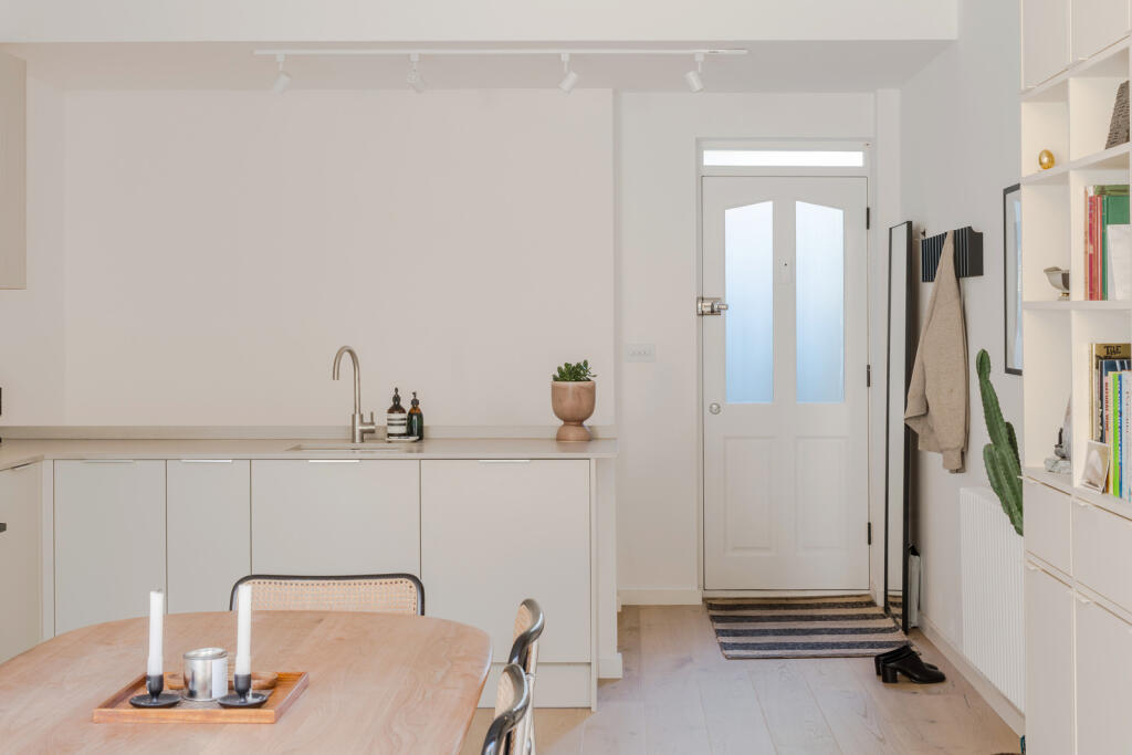 236141 - Flat 1, 61 Queens Drive-29.jpg