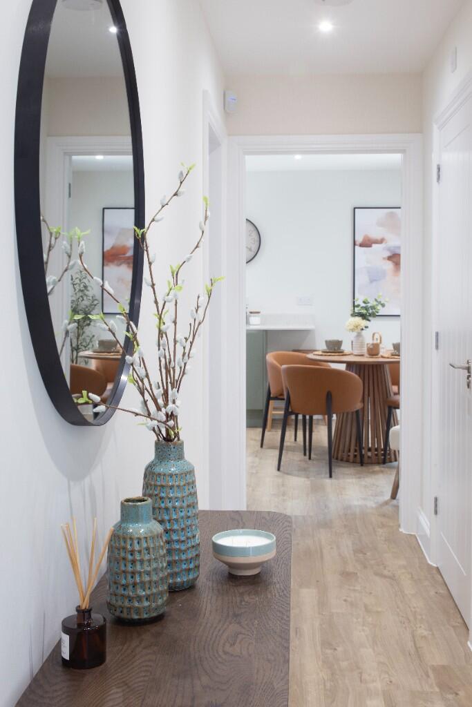Show home Hall