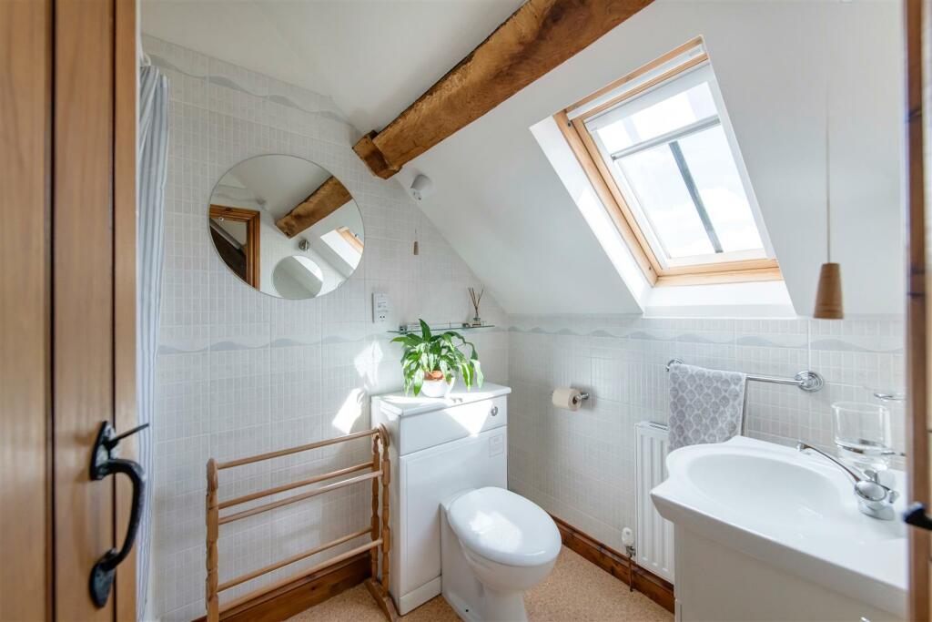 Bed Two Ensuite.jpg