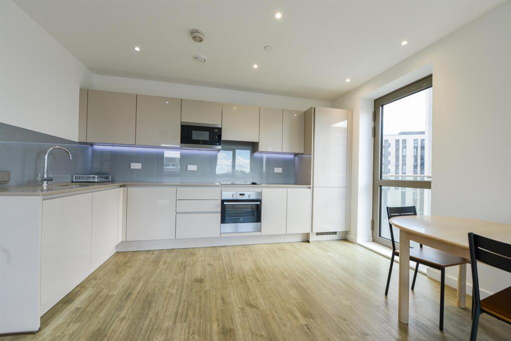 Marathon House Wembley17.jpg