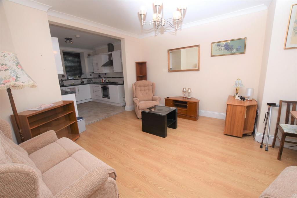 Living/Kitchen
