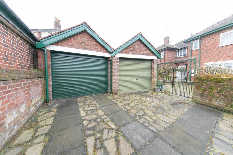 Double garage
