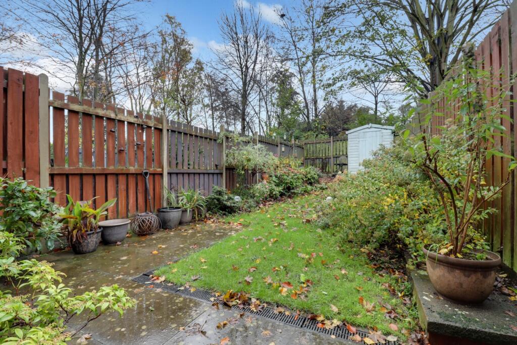 12- Rob Hammond EweMove Pontefract