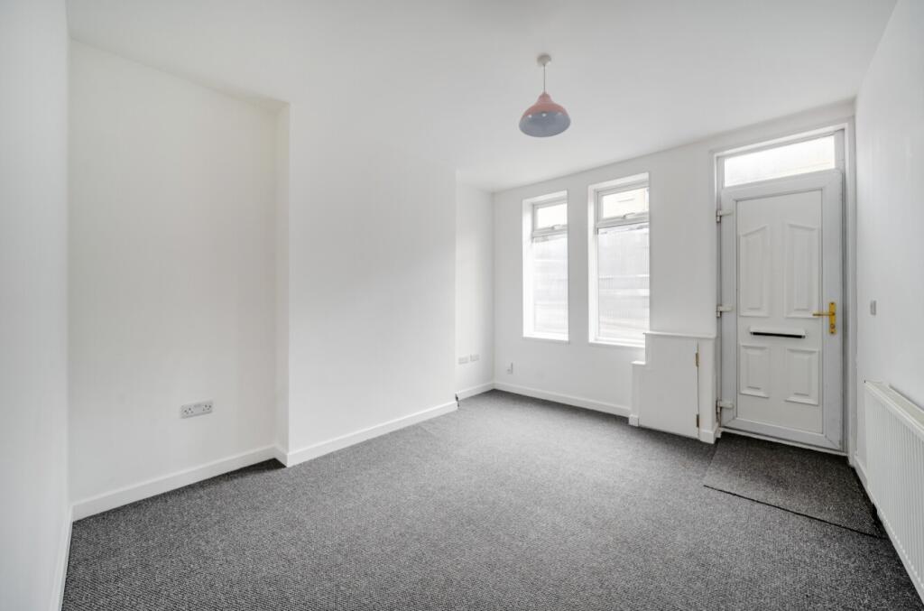 1326739-5-687f7caa7c939