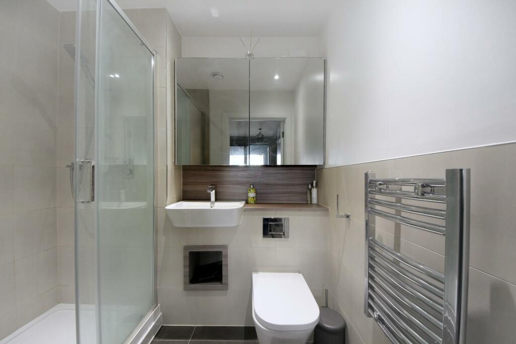 GV- 27 Donne Court (18).jpg