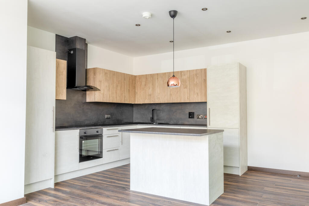 Apartment 1 (7).jpg