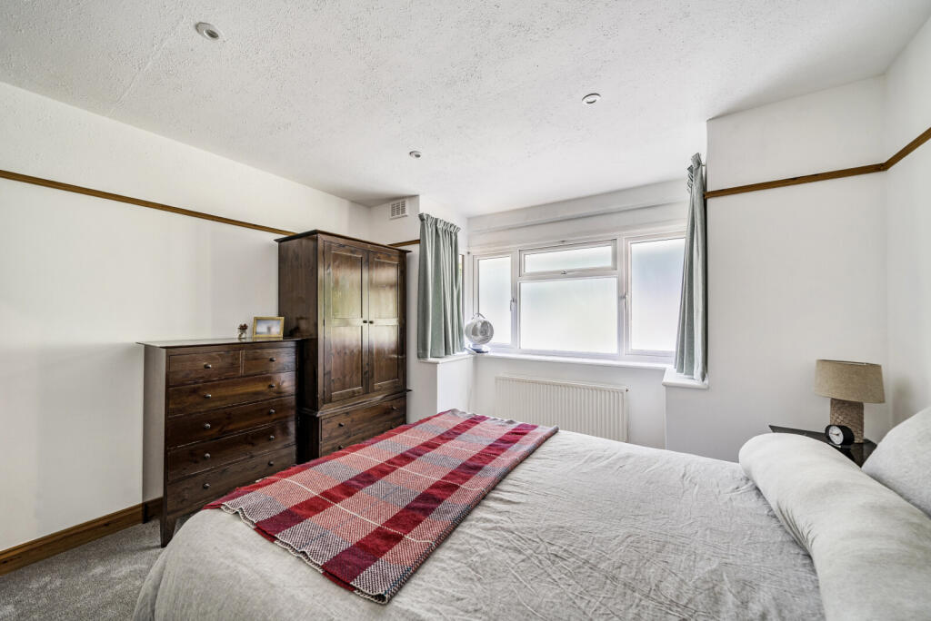 1347034-15-68baf5...