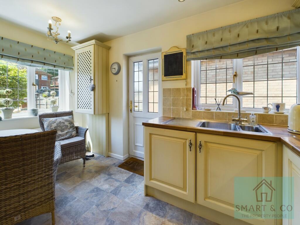 BREAKFAST KITCHEN